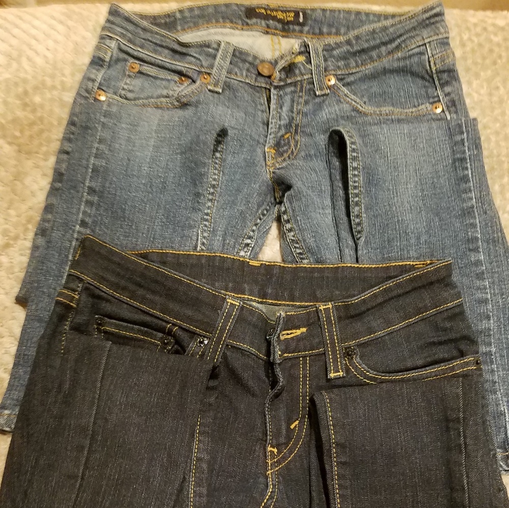 ×2 Levi Jean's